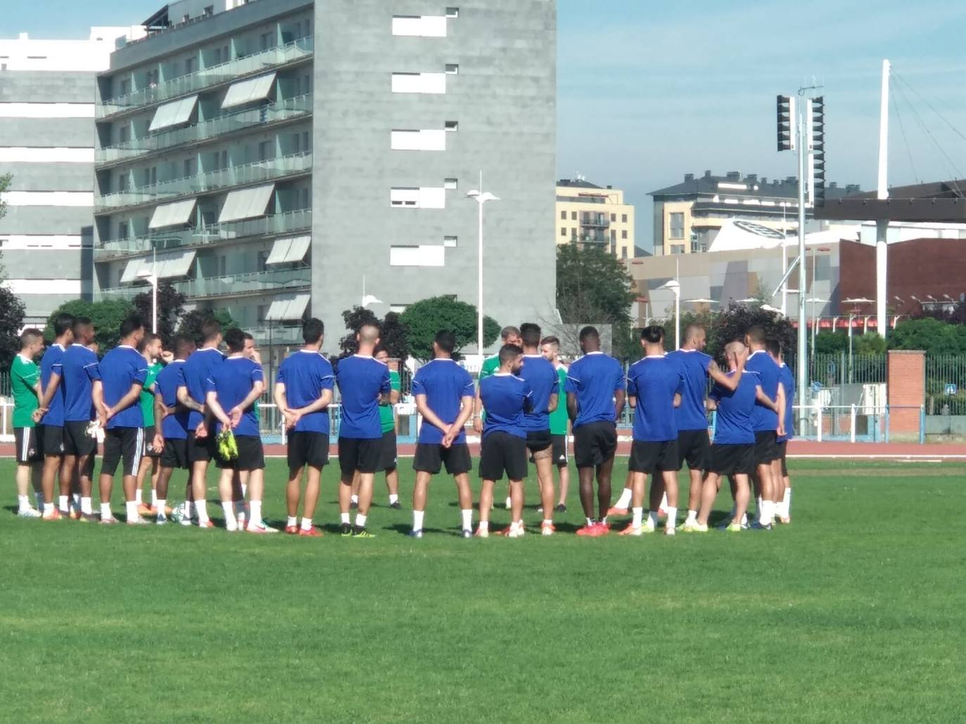 Fotos: Primer entrenamiento de la Ponferradina