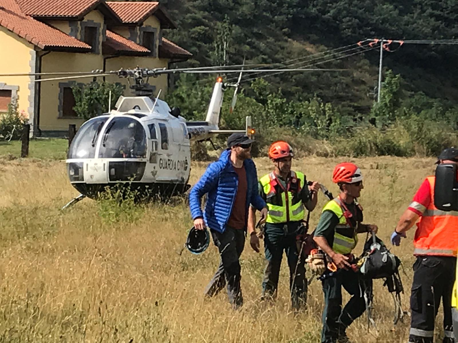 Fotos: Rescate en la vertiente leonesa de Picos de Europa
