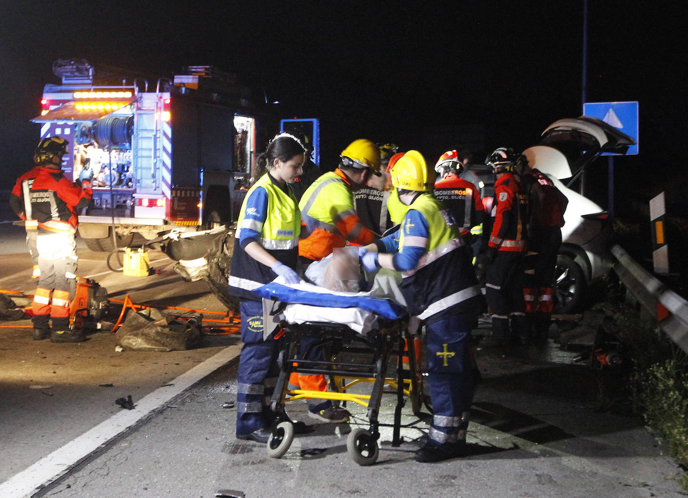 Fotos: Un muerto y cinco heridos en un accidente provocado por un kamikaze en la &#039;Y&#039;