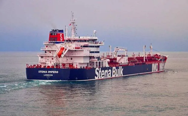 El petrolero británico Stena Impero, en aguas del estrecho de Ormuz-