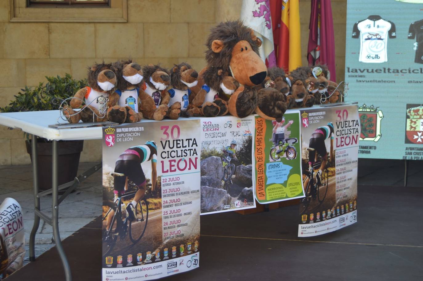 Fotos: Presentación de la Vuelta a León