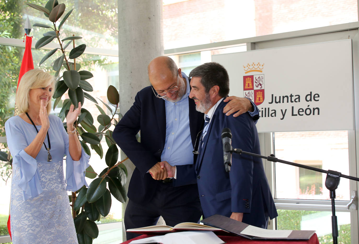 Fotos: Toma de posesión del gerente regional de Sacyl