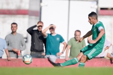 Fotos: La Ponferradina levanta el título en Navia