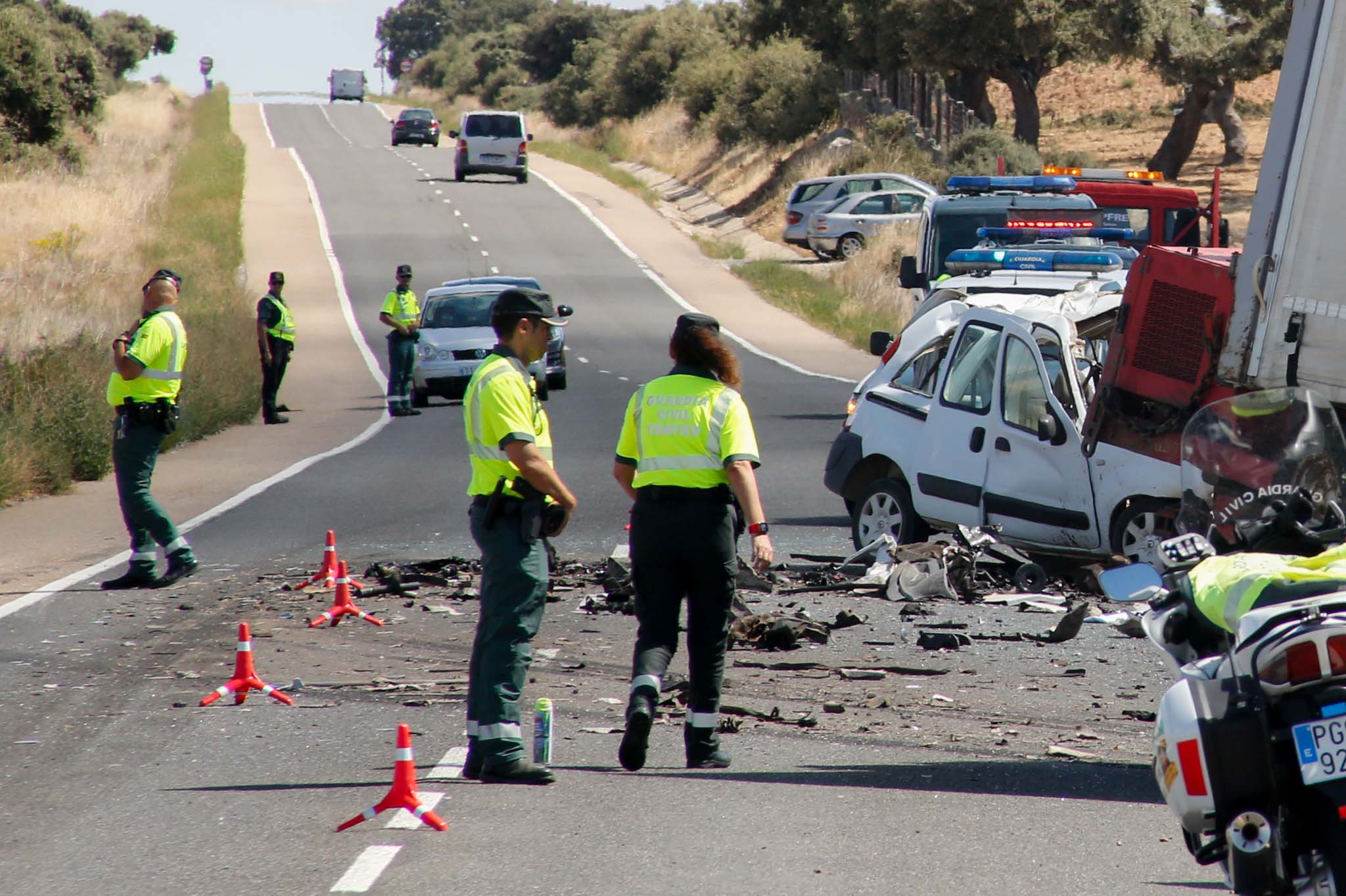 El vehículo en el que viajaba el fallecido quedó completamente destrozado