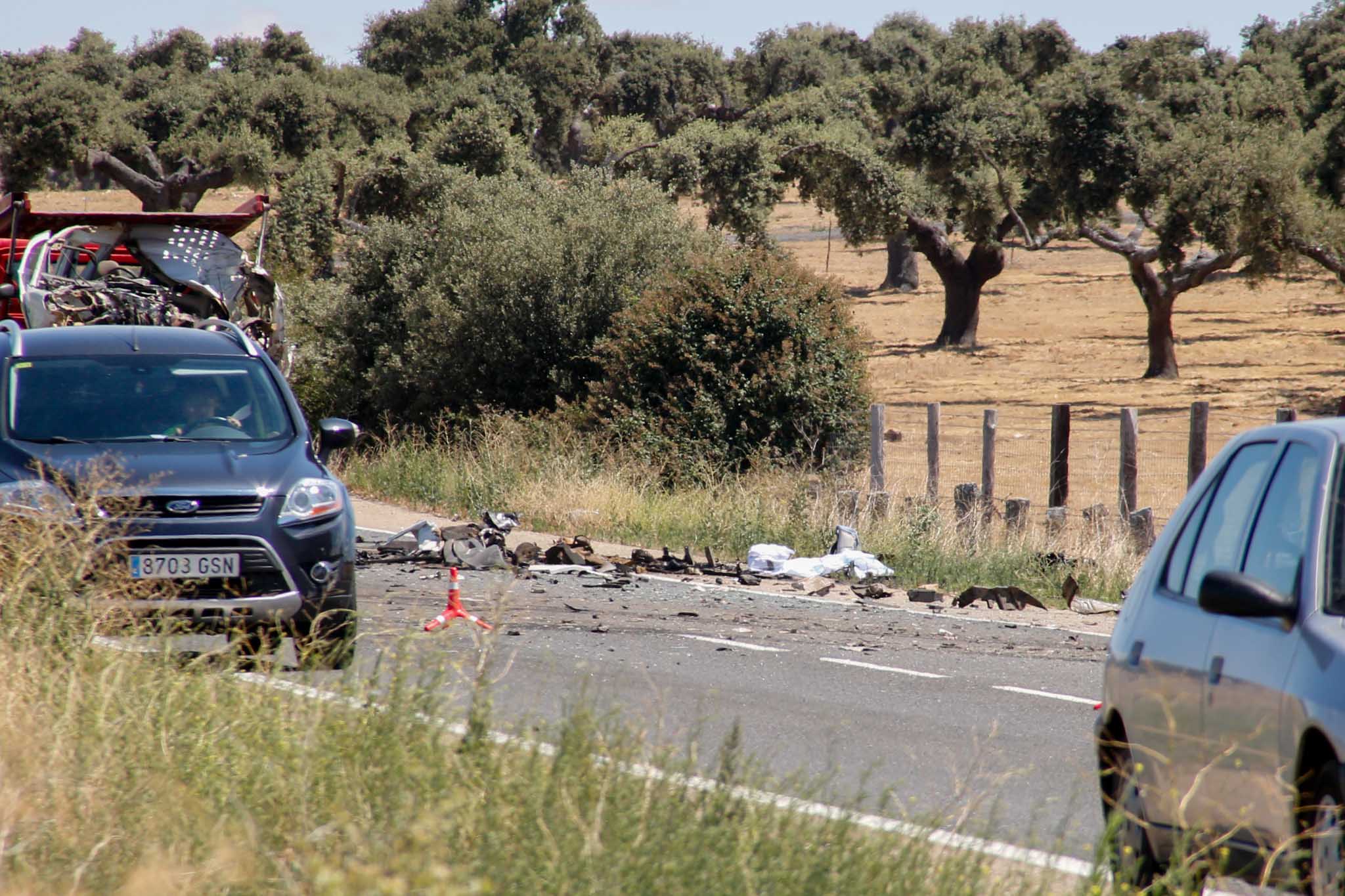 El vehículo en el que viajaba el fallecido quedó completamente destrozado