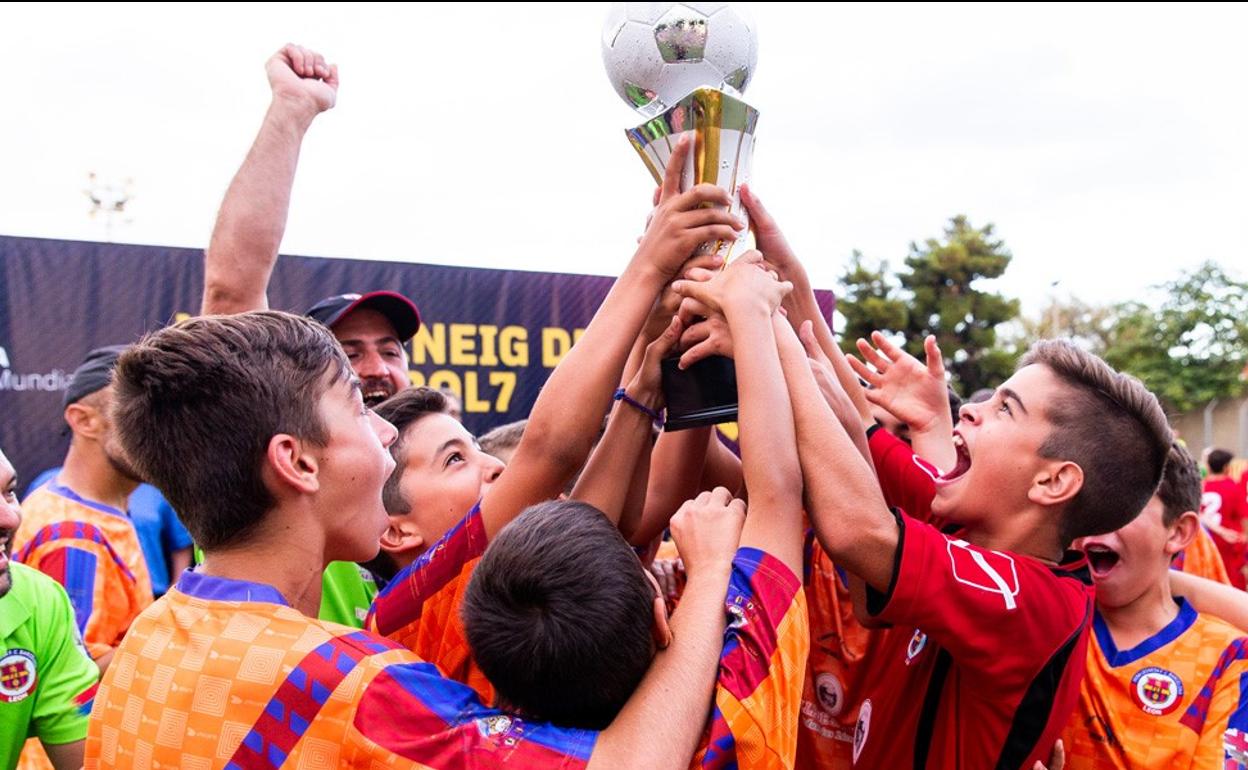 La Peña Leonesa FCB busca reeditar sus éxitos en el Torneo Peñas FCB Joan Gamper 2019