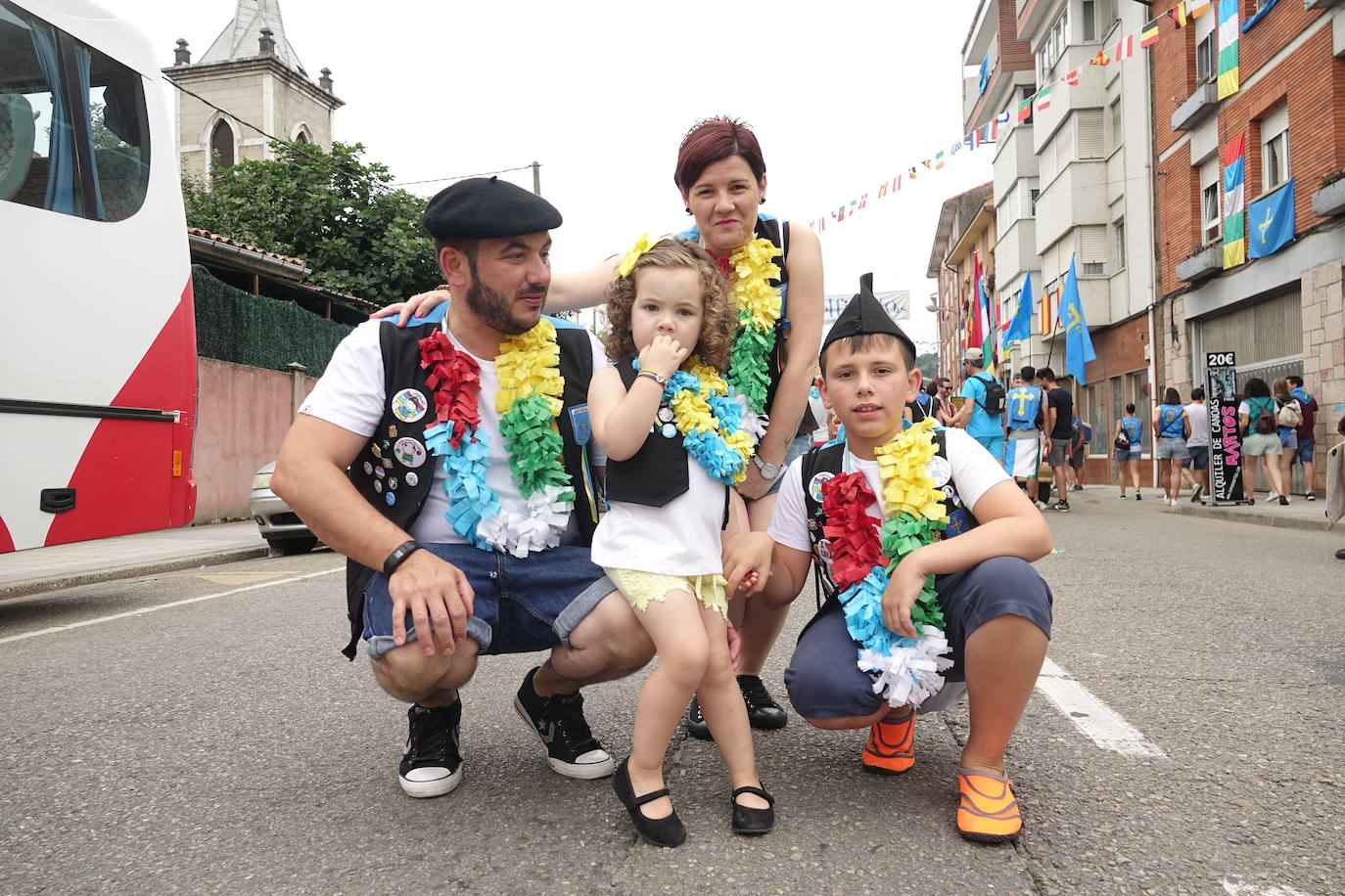 Miles de personas disfrutaron este sábado de la fiesta de las piragüas. ¡Búscate en nuestra galería! 