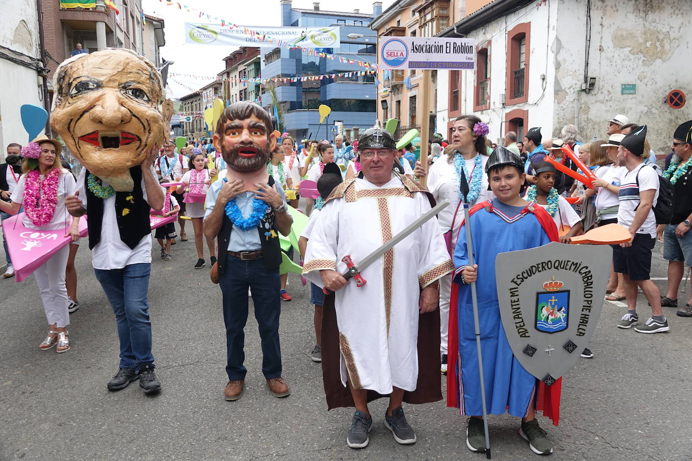 Miles de personas disfrutaron este sábado de la fiesta de las piragüas. ¡Búscate en nuestra galería! 