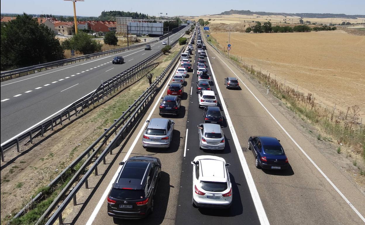 Retenciones desde Arroyo hacia Simancas en la A-62.