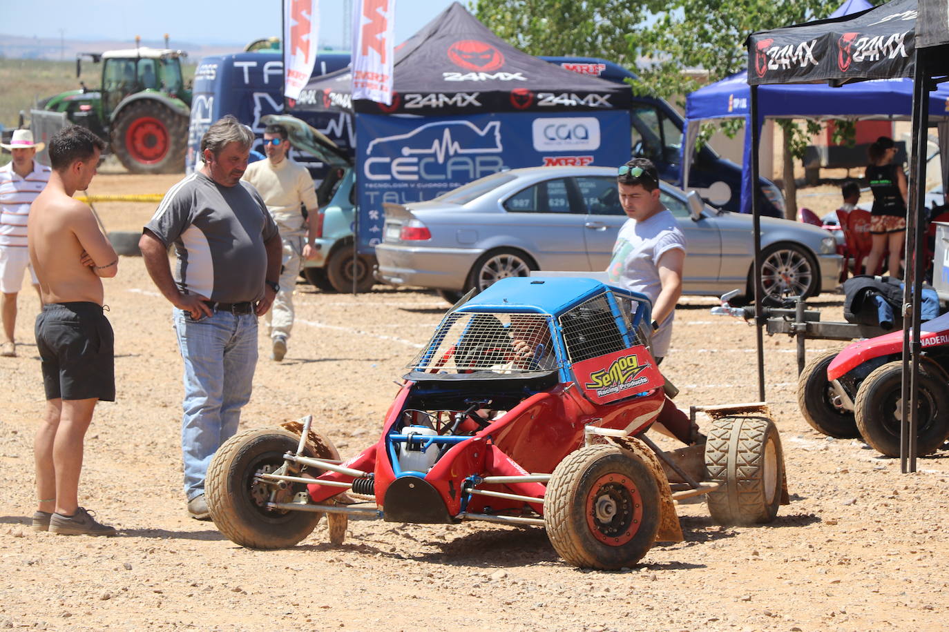 Fotos: El mejor autocross se cita en el circuito de Los Cucharales