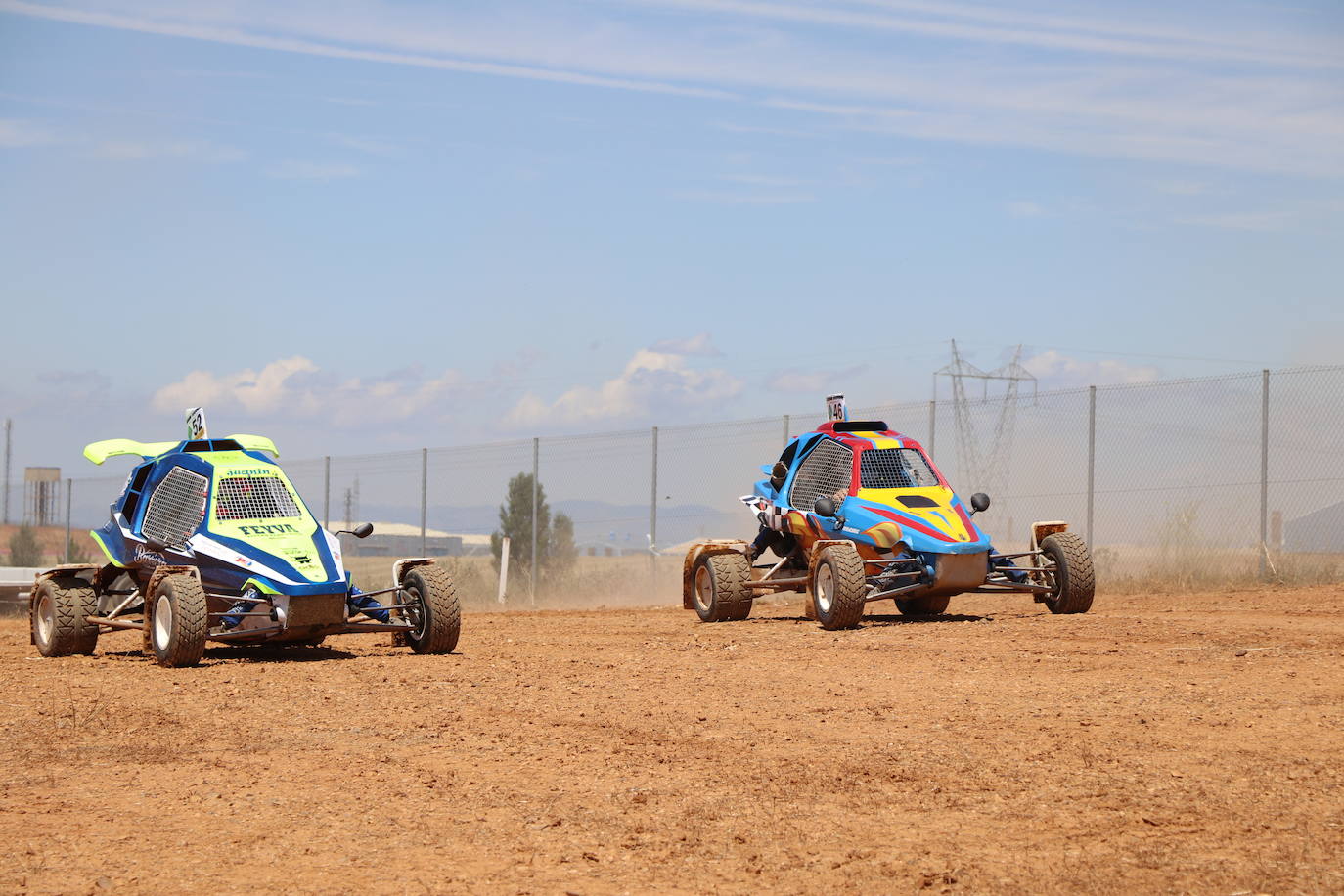 Fotos: El mejor autocross se cita en el circuito de Los Cucharales