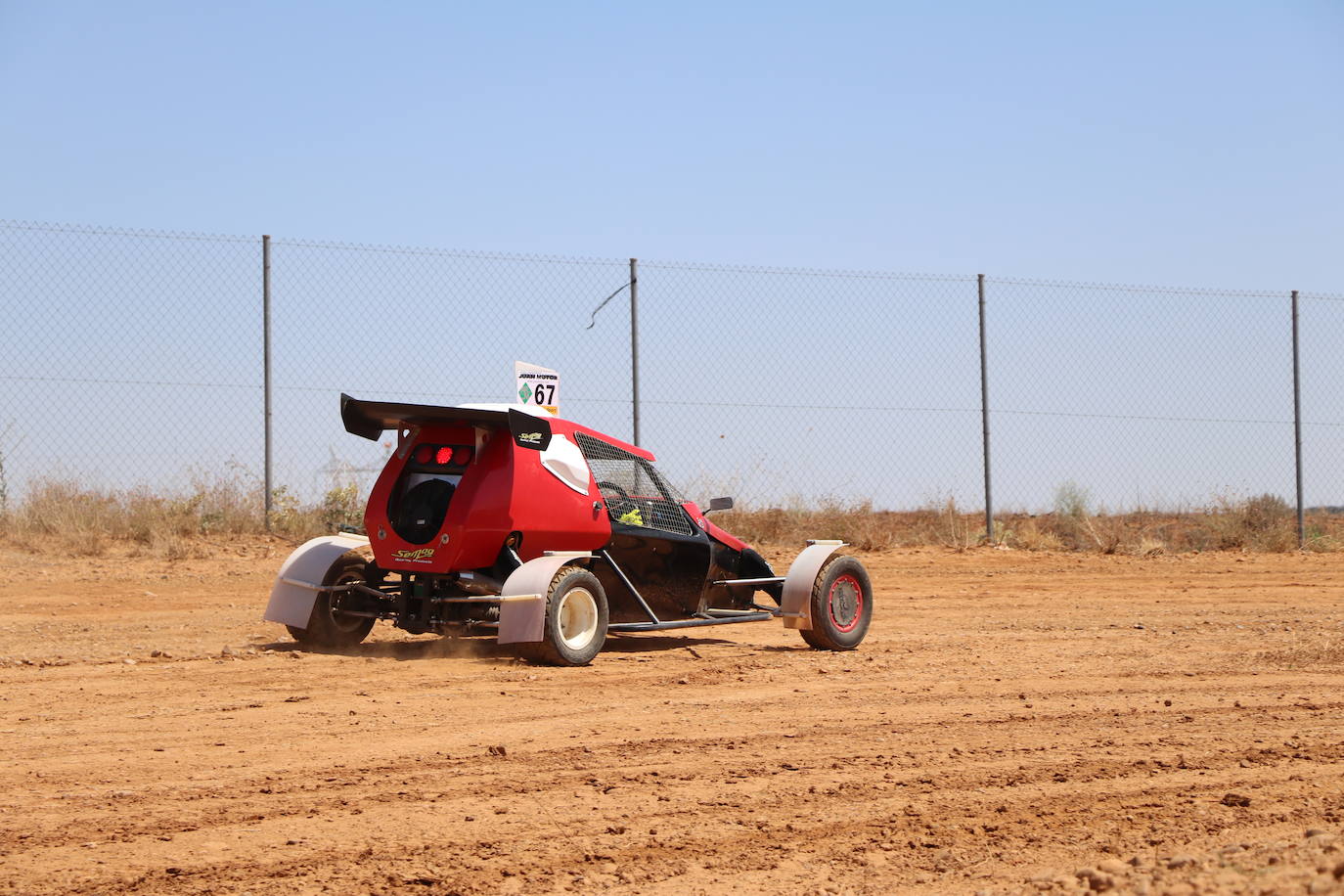 Fotos: El mejor autocross se cita en el circuito de Los Cucharales