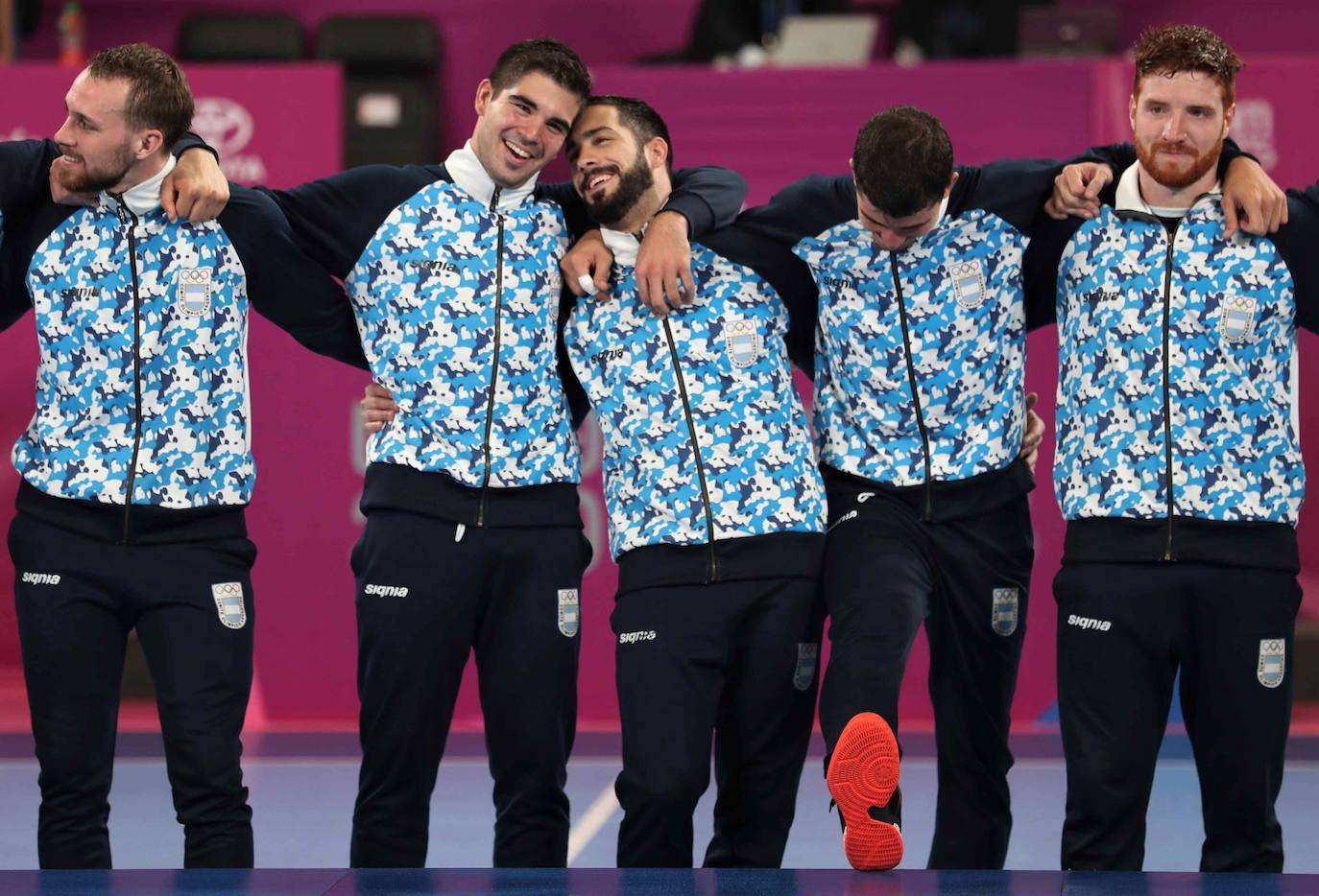 Los jugadores argentinos en el podio. 