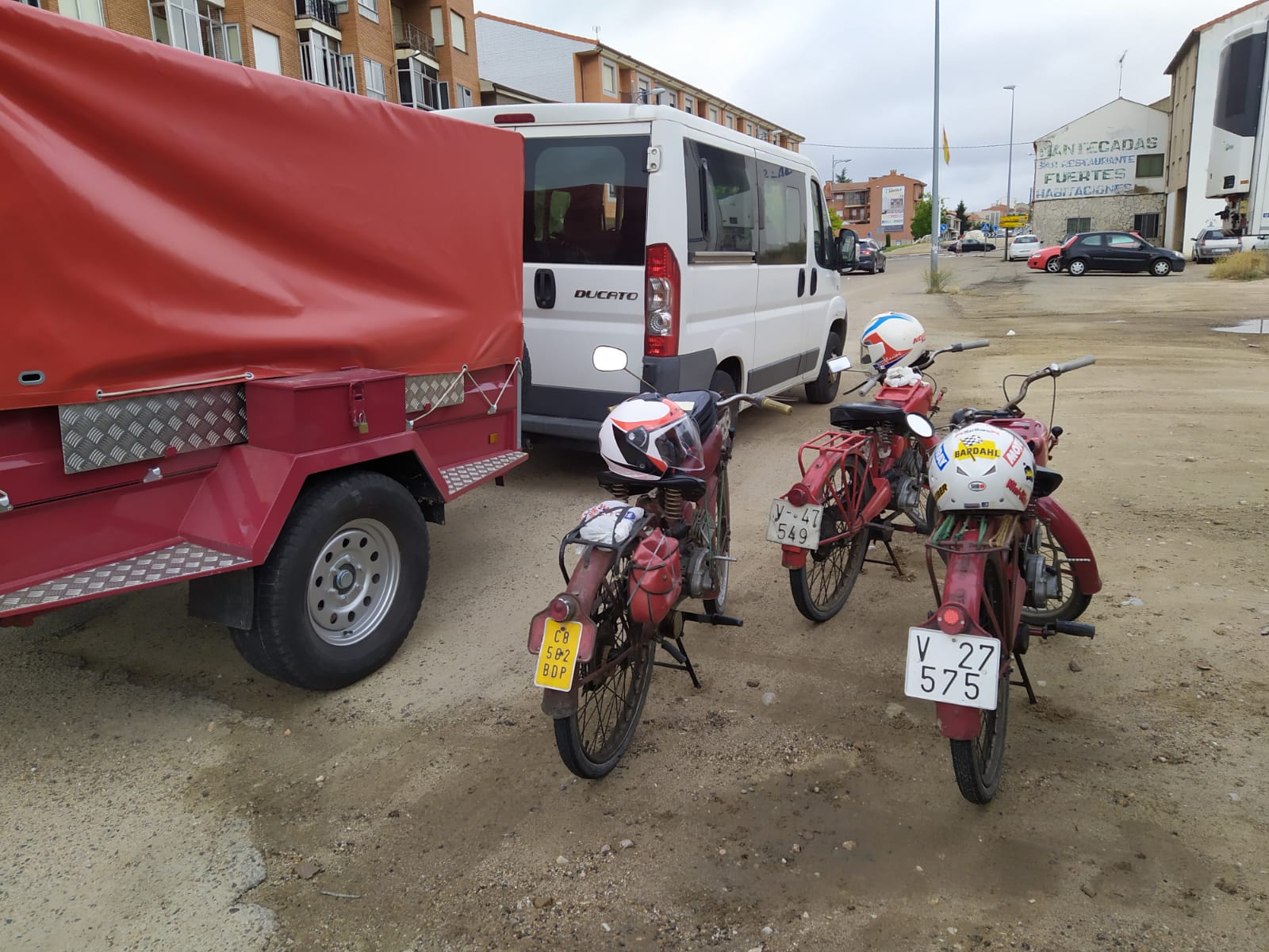 Fotos: Visita al monumento al motorista