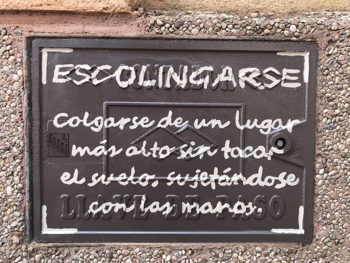 Fotos: Museo de palabras en las calle de Benavides