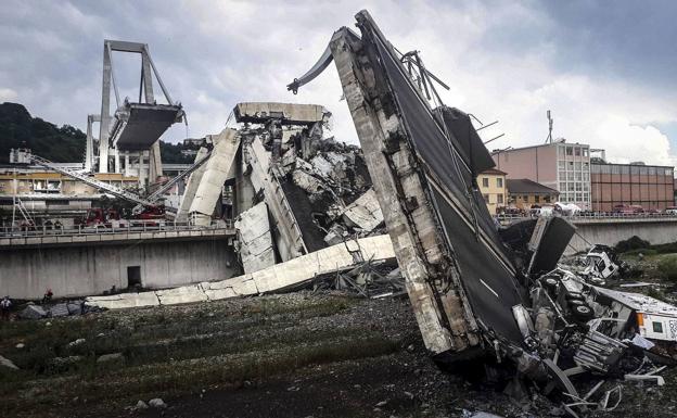 Estado en el que quedó el puente Morandi tras el hundimiento.