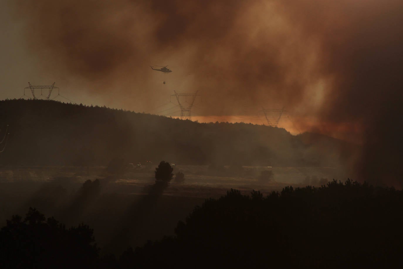 Fotos: Incendio en Porqueros de Cepeda