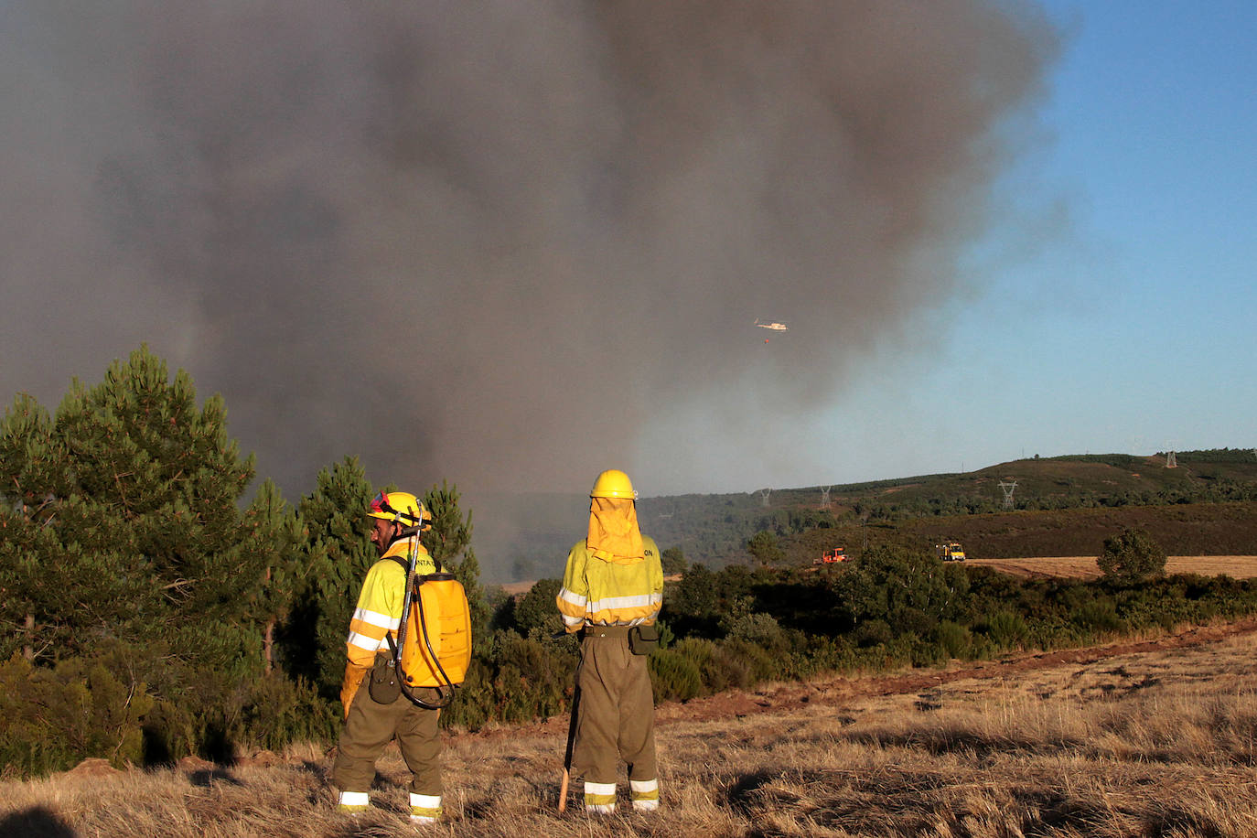 Fotos: Incendio en Porqueros de Cepeda