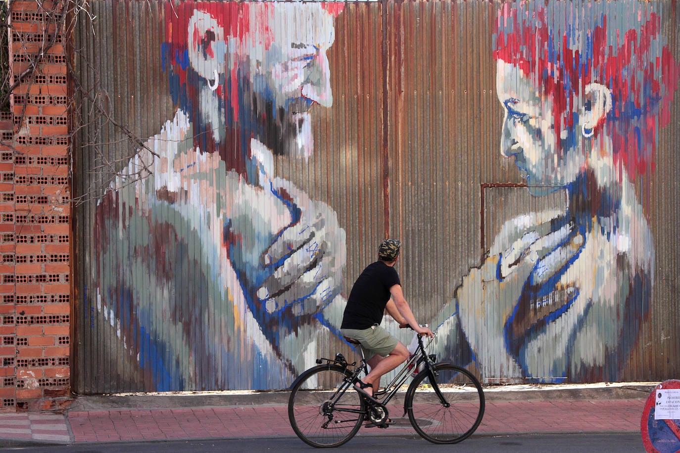 Fotos: Última jornada del VII Festival Internacional de Arte Urbano Art Aero Rap de La Bañeza