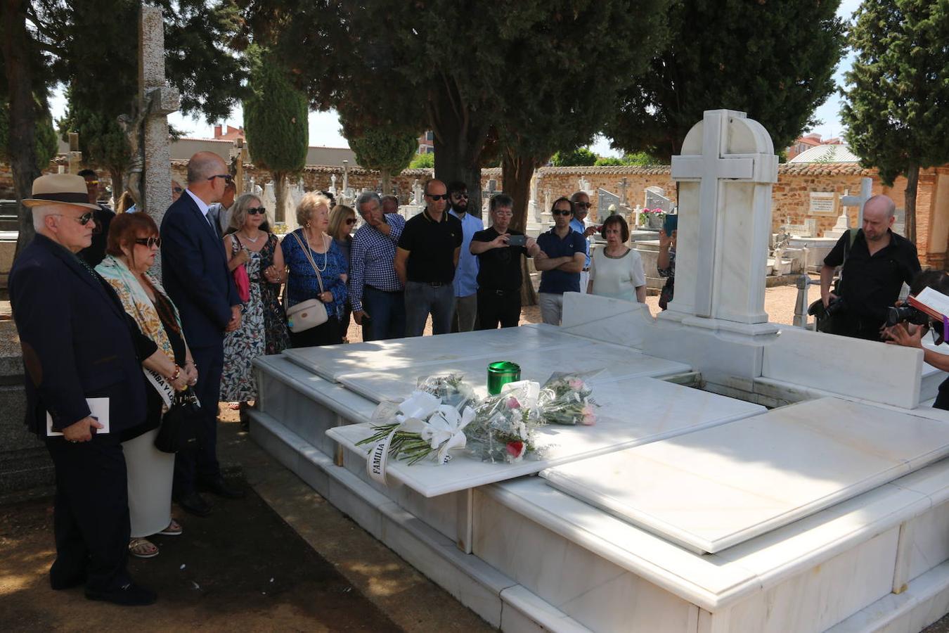 Fotos: Leopoldo Panero ya descansa en paz