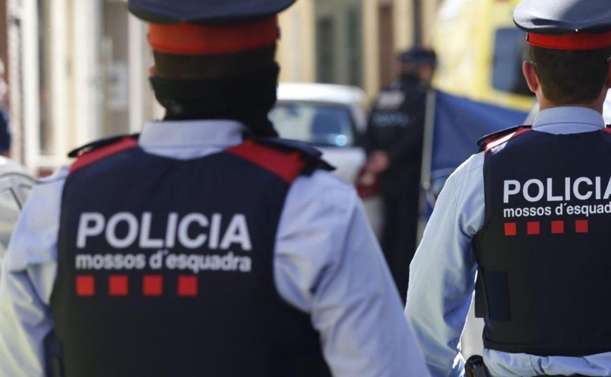 Investigan la muerte de un matrimonio en Barcelona