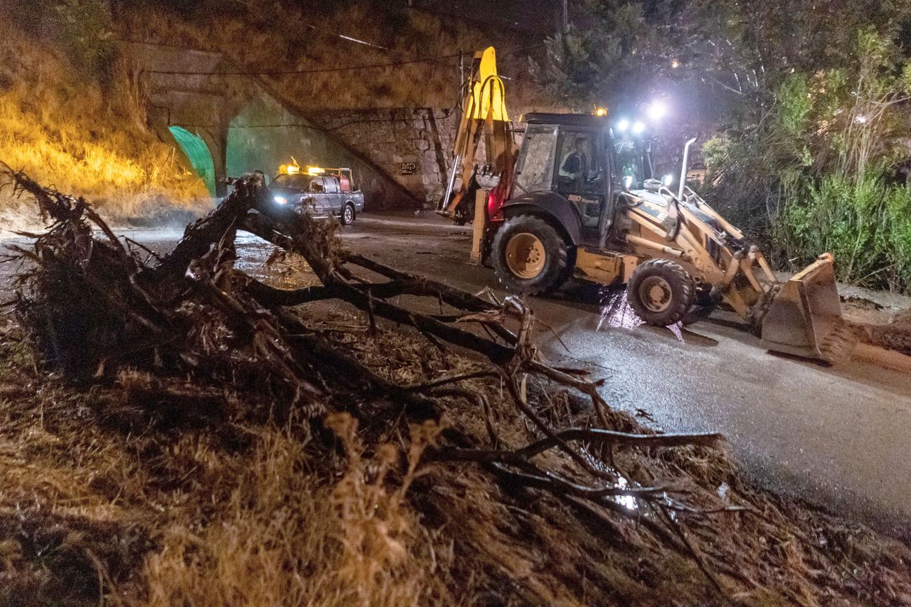Imagen de la riada en Navas del Marqués.