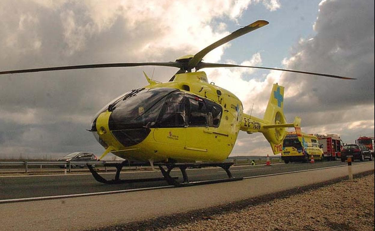 Helicóptero medicalizado del Sacyl.