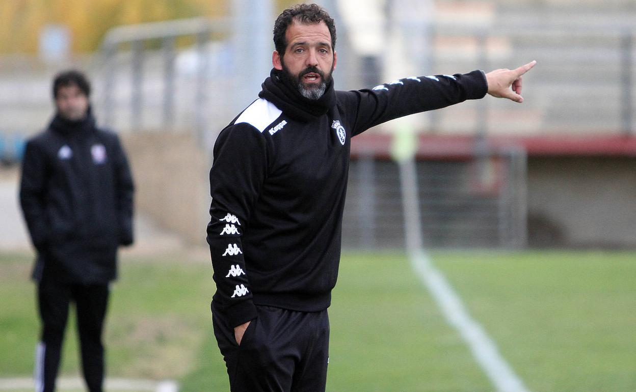 Ramón González, entrenador del Júpiter Leonés.