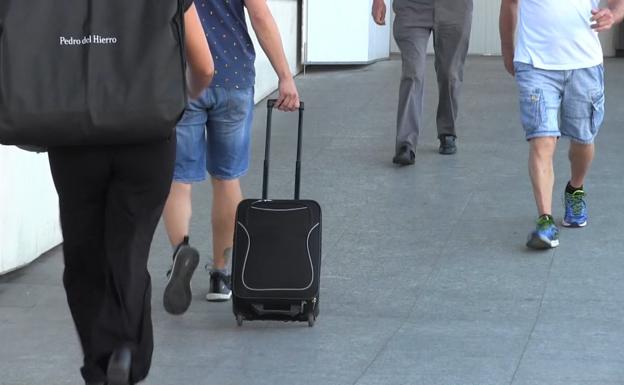 Normalidad en la estación de Renfe de León.