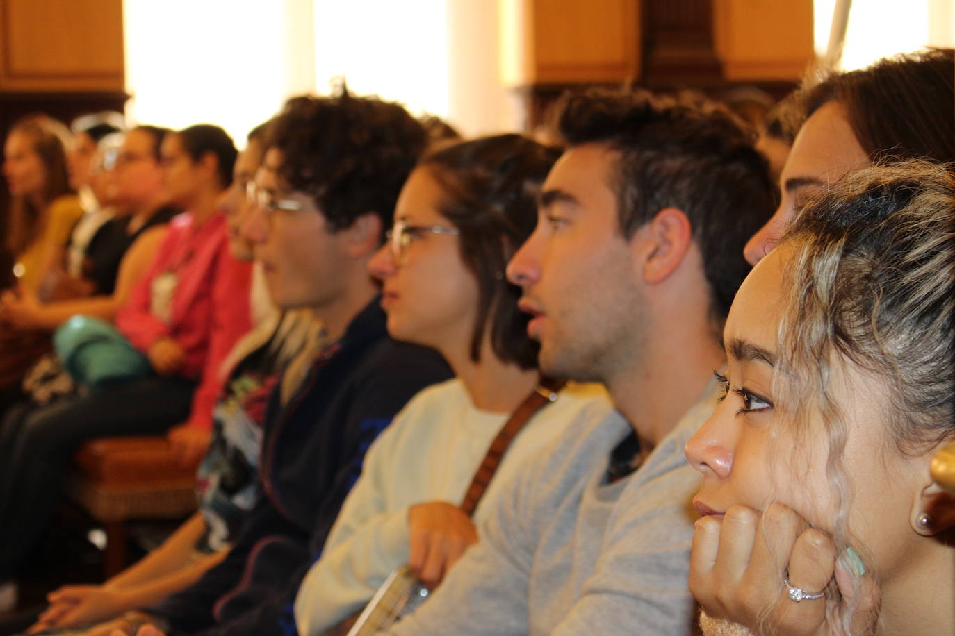 Fotos: El alcalde recibe a los estudiantes internacionales
