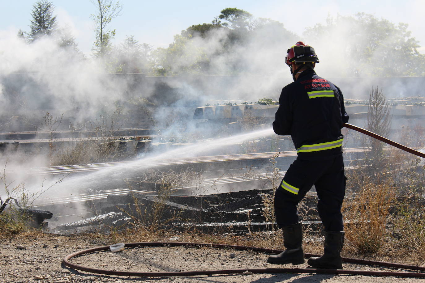 Fotos: Fuego en Trobajo