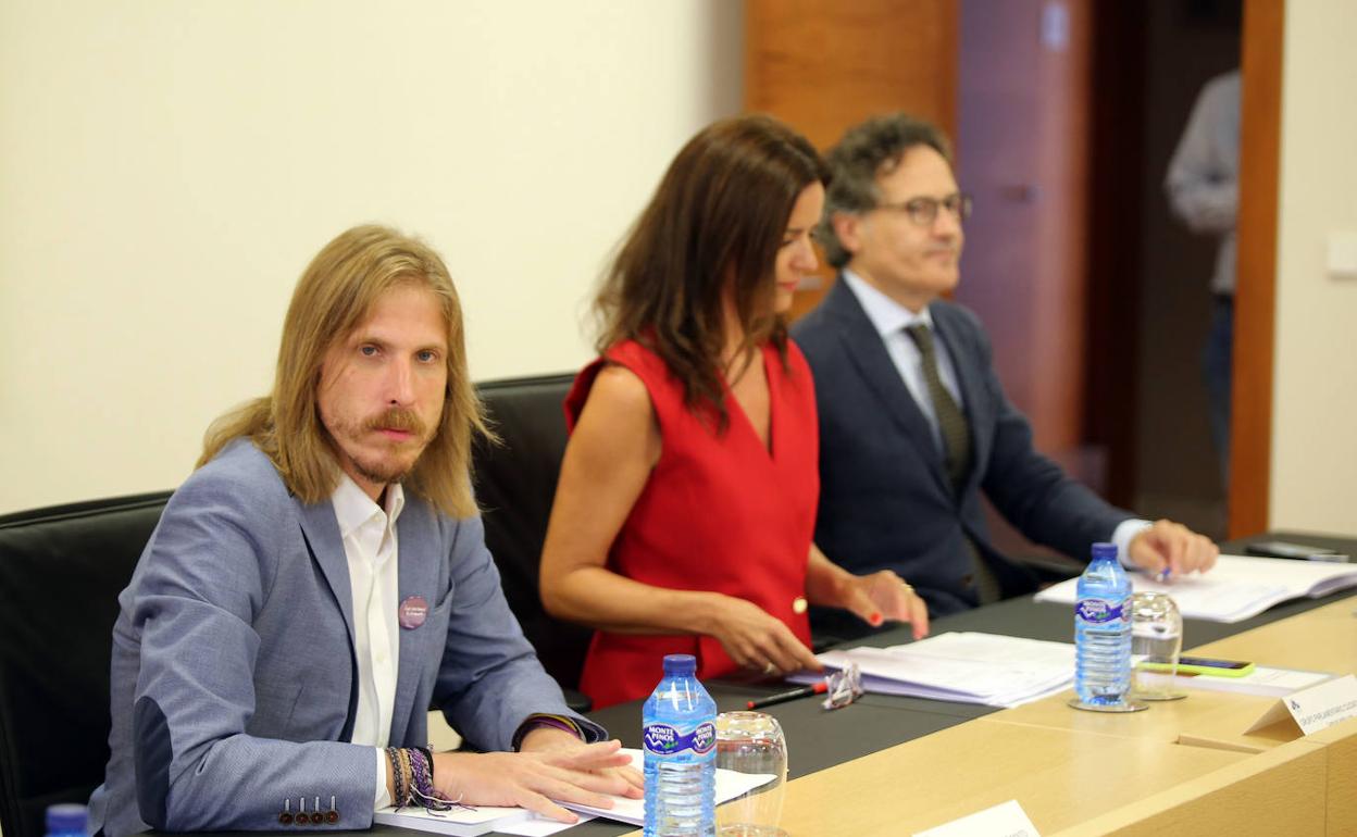 El portavoz del Grupo Mixto, Pablo Fernández, durante la reunión de la Junta de Portavoces.