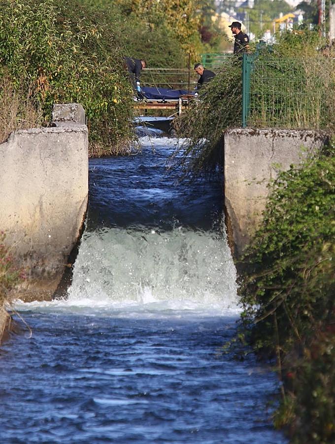 Fotos: Aparece el cadáver de una persona en el Canal Bajo del Bierzo en Cuatrovientos