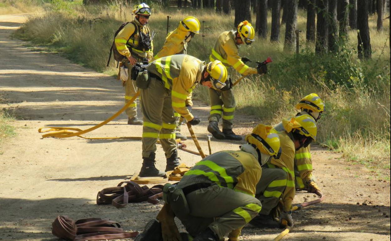 Medios contra el fuego en una imagen de archivo. 