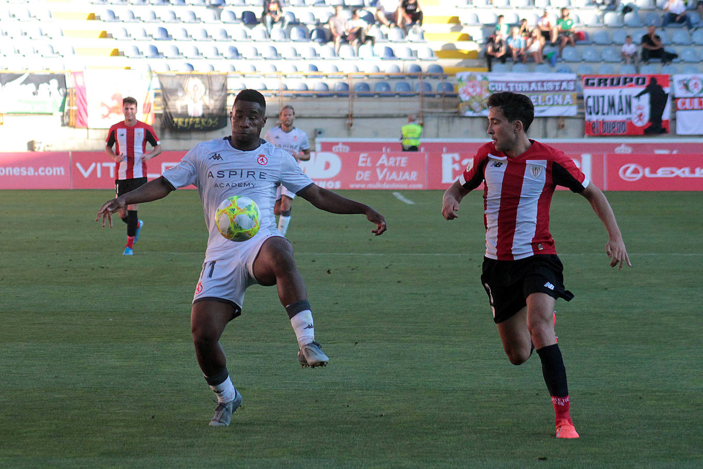 Fotos: La Cultural vence al Bilbao Athletic