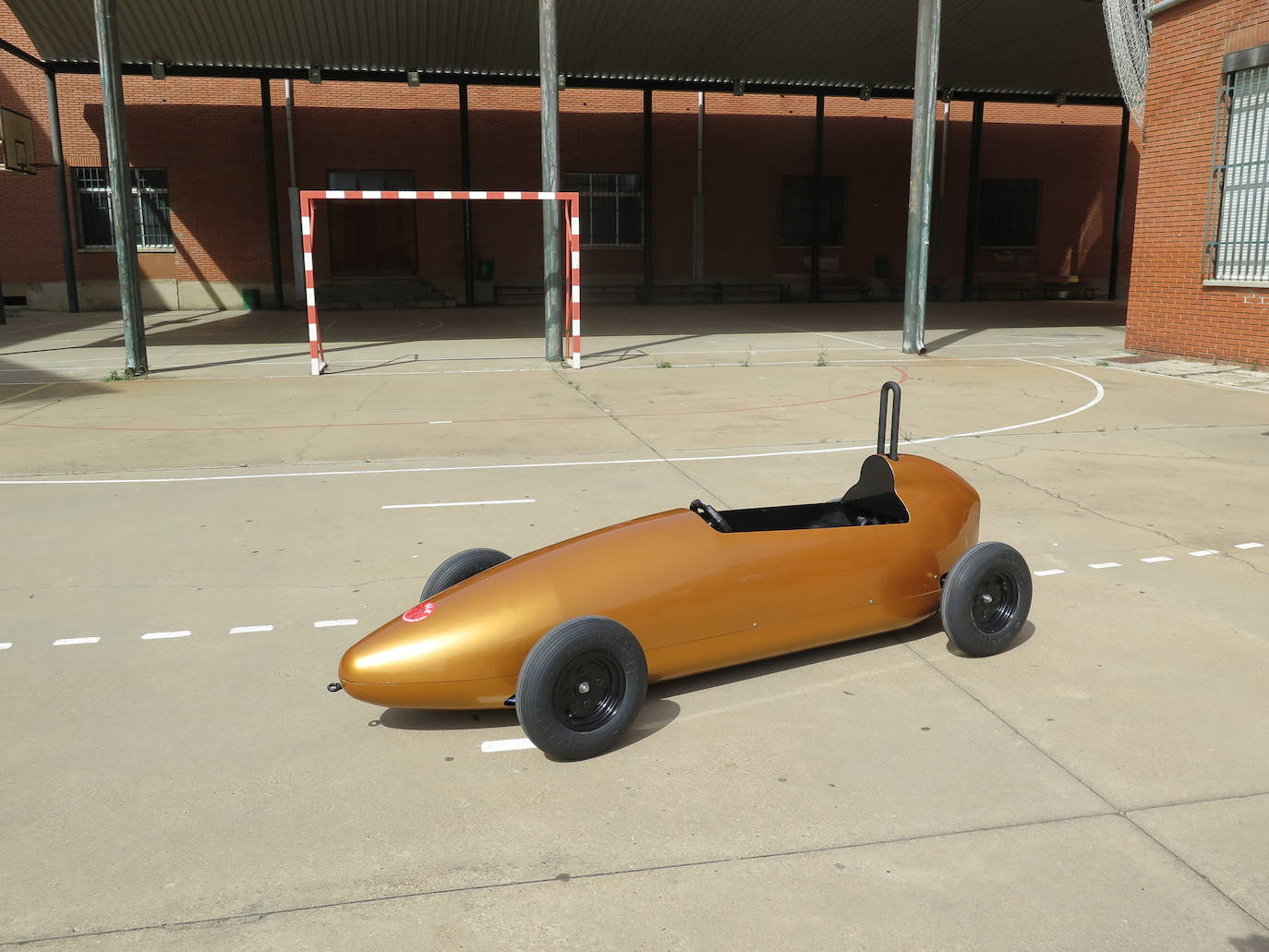 Fotos: El bólido dorado de León