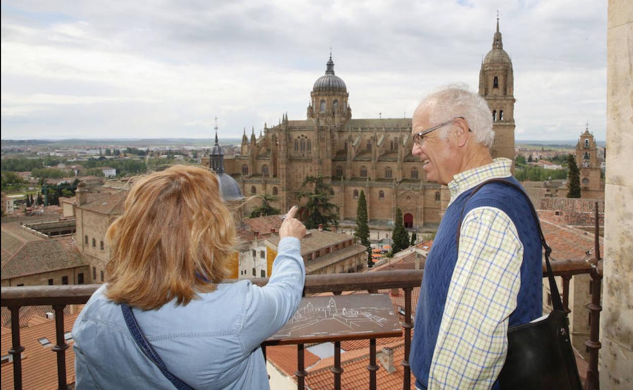 Participantes en una jornada de puertas abiertas.