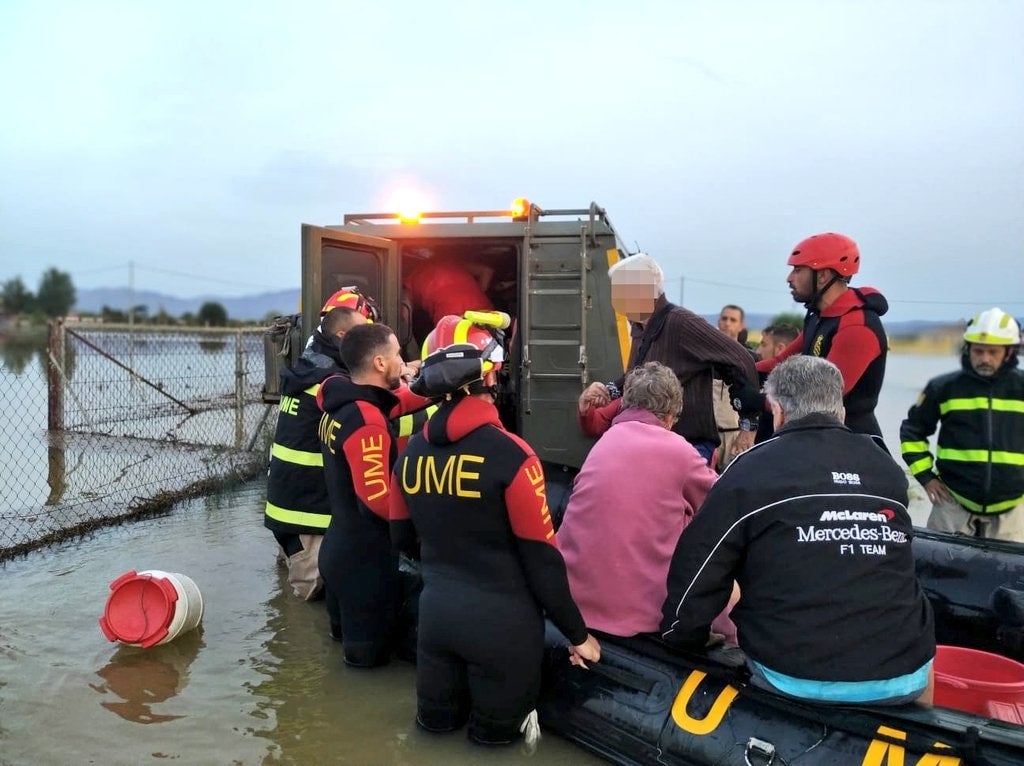 Fotos: La UME actúa para paliar los efectos de la gota fría en Orihuela (Alicante)