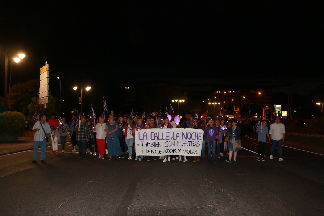 Fotos: León sale a la calle ante la Emergencia Feminista por la violencia machista