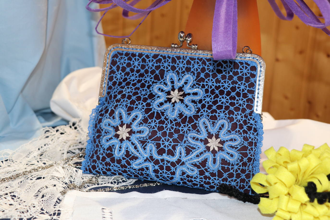 Fotos: Cuatro encuentro de bolilleras en Lorenzana