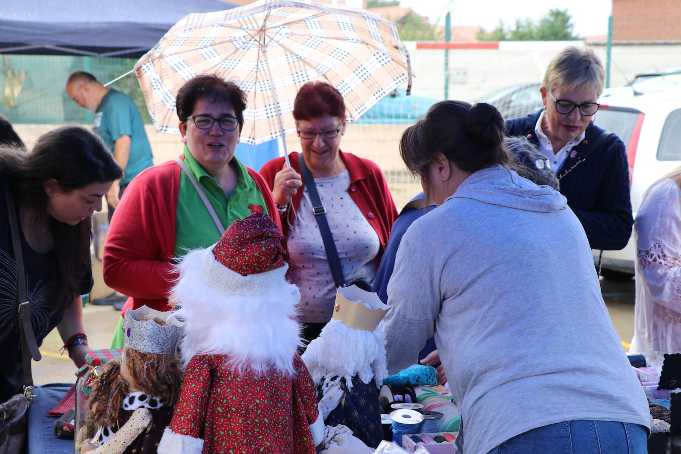 Fotos: Cuatro encuentro de bolilleras en Lorenzana