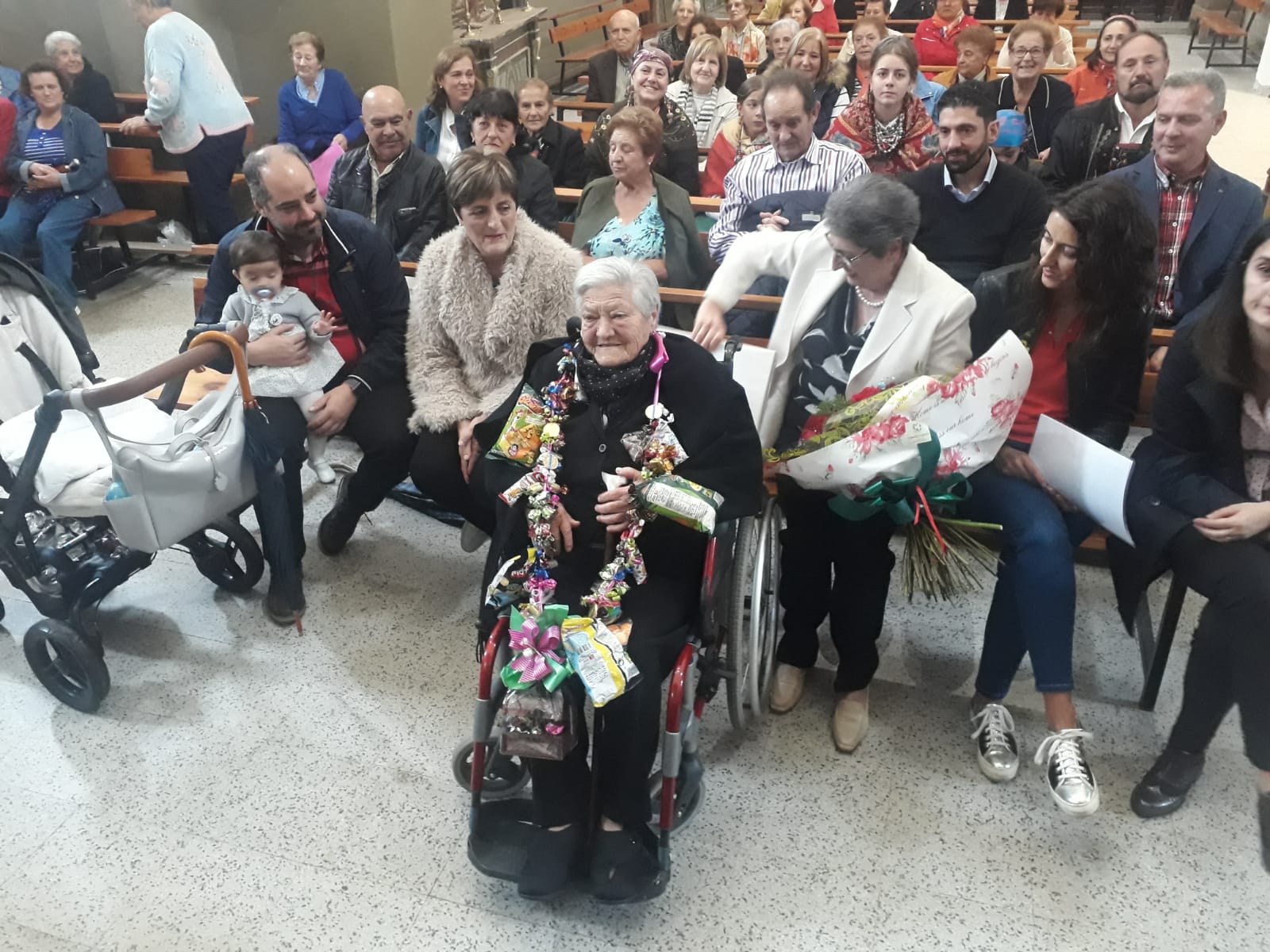 Fotos: Llamas de la Ribera celebra los 100 años la &#039;Tía Engracia&#039;