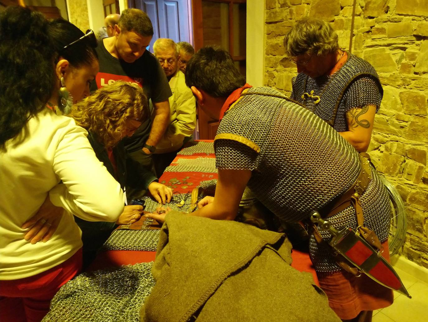 Fotos: La Bañeza celebra el Día de la Ruta Vía de la Plata congregando a miles de asistentes