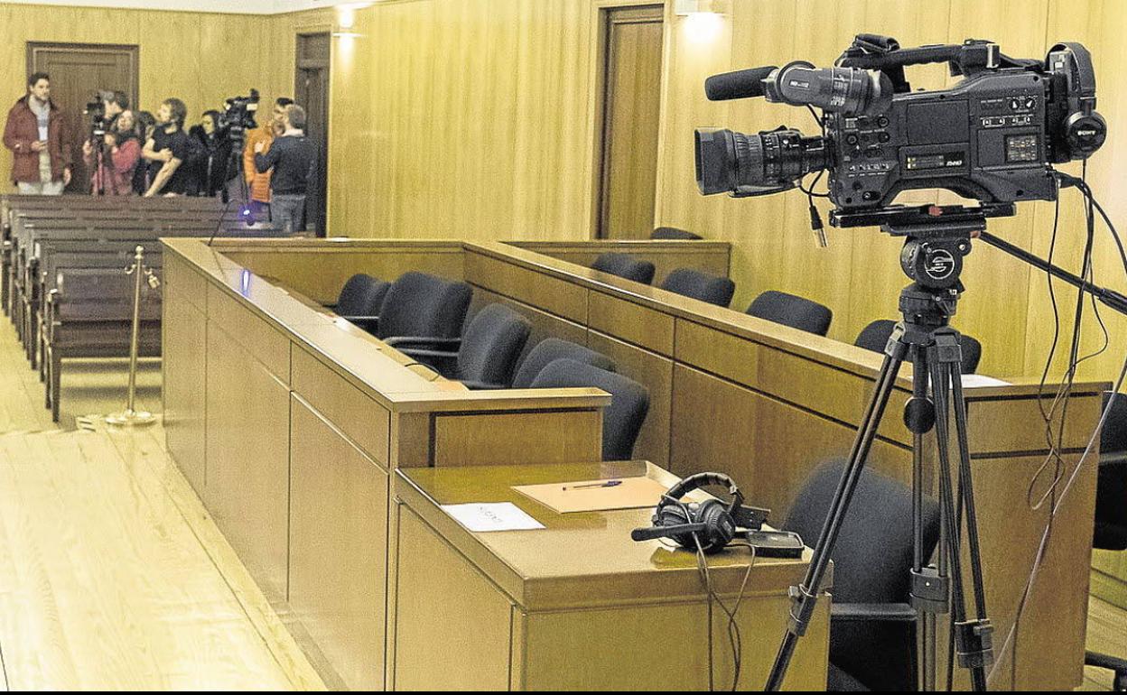 Sala de visitas de la Audiencia de Valladolid.