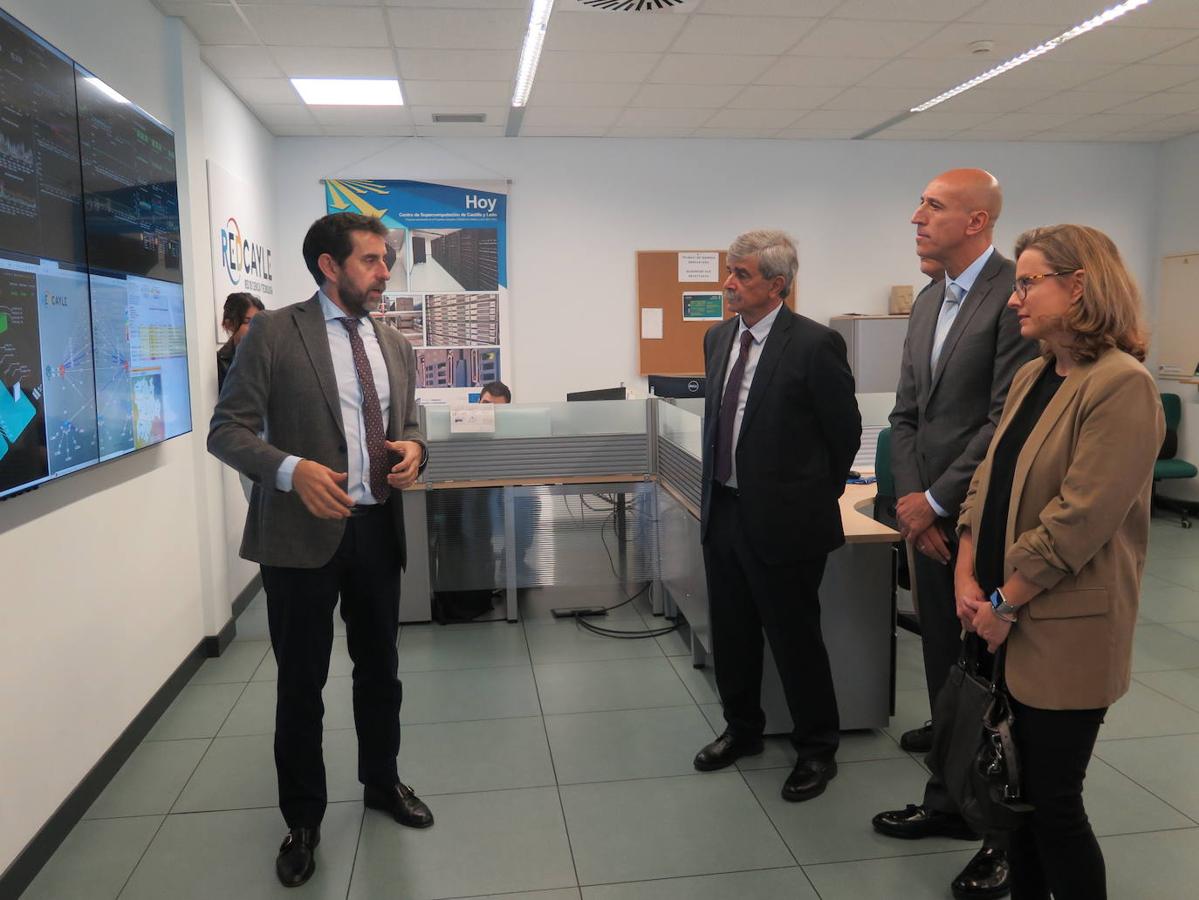 Fotos: El alcalde visita el Centro de Supercomputación