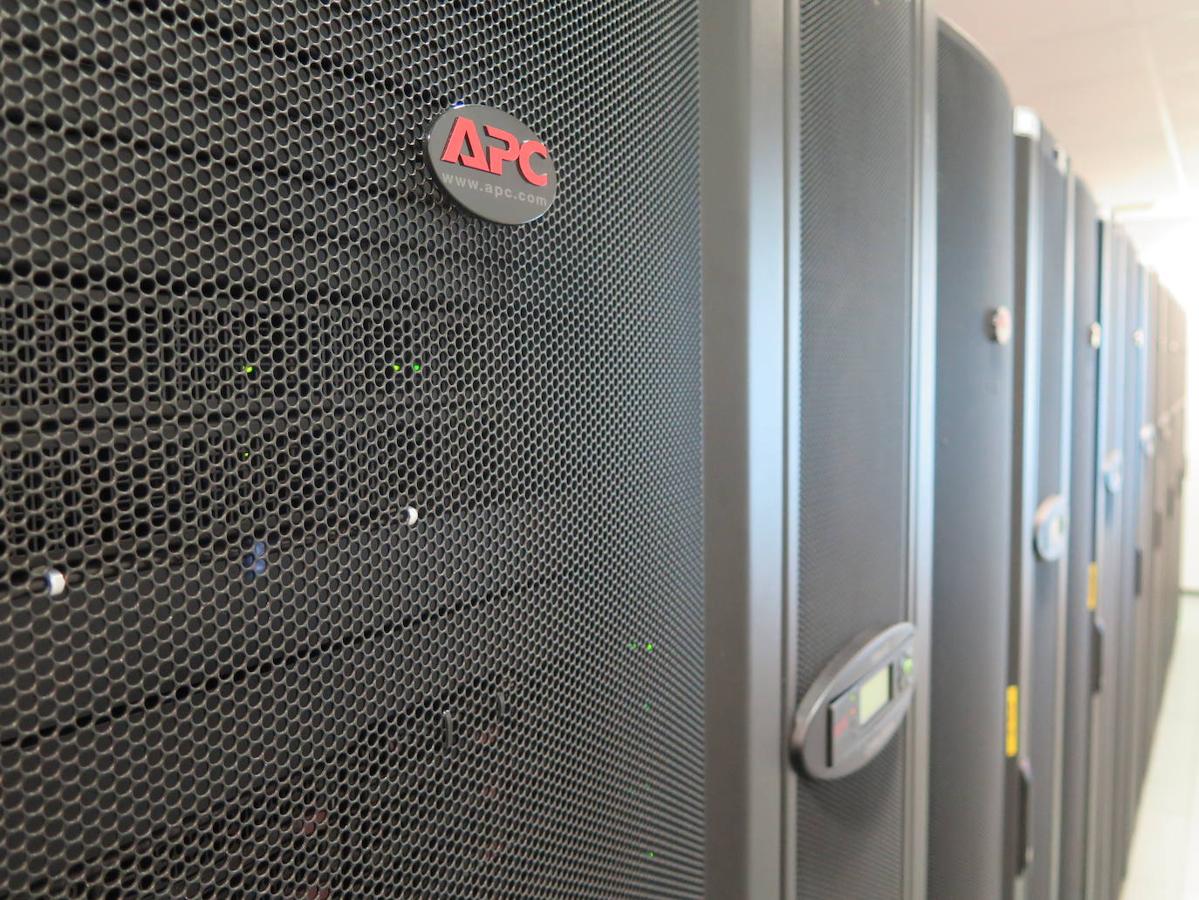 Fotos: El alcalde visita el Centro de Supercomputación