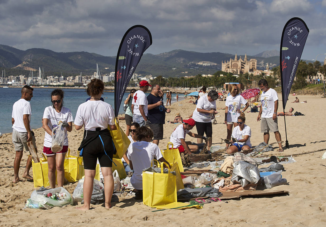 Fotos: 20 buceadores leoneses se suman a la V Gran Limpieza Internacional de Fondos Marinos