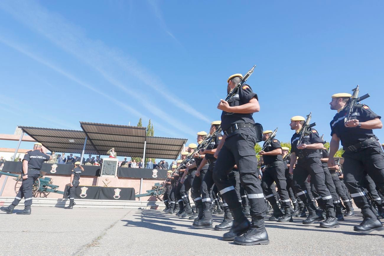La delegada del Gobierno en Castilla y León, Mercedes Martín, asiste al acto de celebración de la patrona de la Unidad Militar de Emergencias (UME) en Ferral del Bernesga.