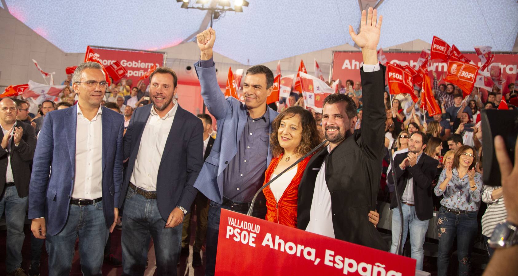 El candidato a la presidencia del Gobierno por el PSOE y presidente en Funciones, Pedro Sánchez, participa en un acto político en la Cúpula del Milenio de Valladolid.