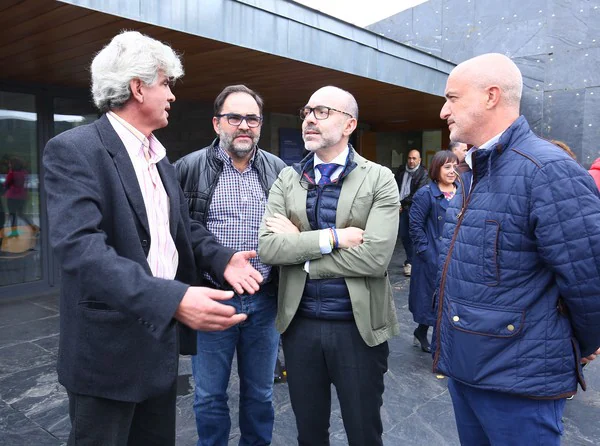 Fotos: El consejero de Cultura y Turismo se reúne con los alcaldes de Las Médulas